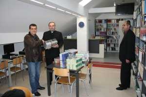 Slika slike-vijesti/2013 godina/zaklada katolicka.jpg